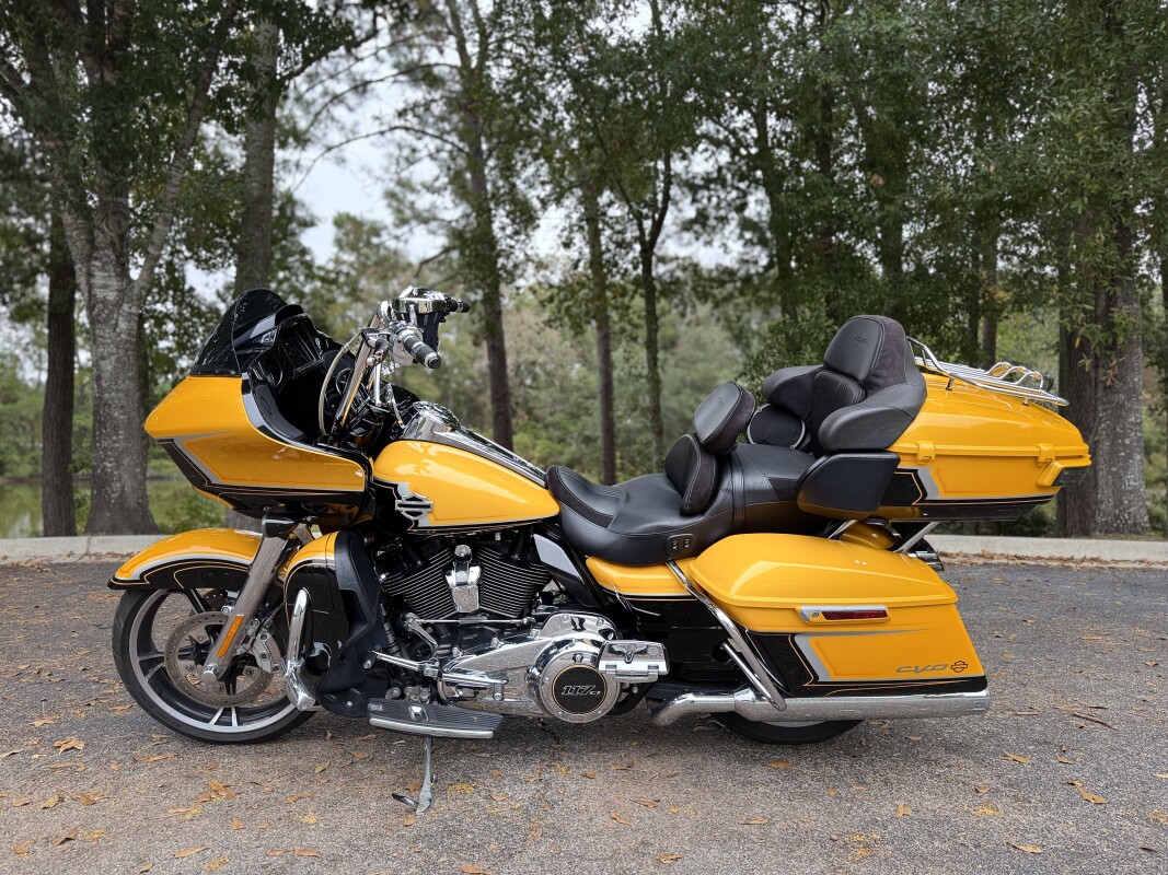 FLTRKSE 2022 CVO Road Glide Limited - Photo 9