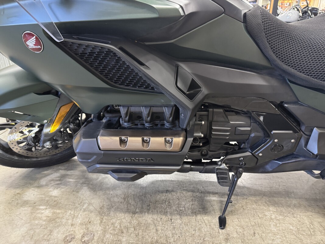 2024 Honda Gold Wing Tour Automatic DCT GL1800DR - Photo 9