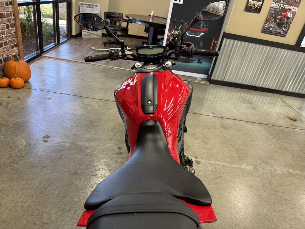 2017 Yamaha FZ-07 FZ-07 - Photo 3