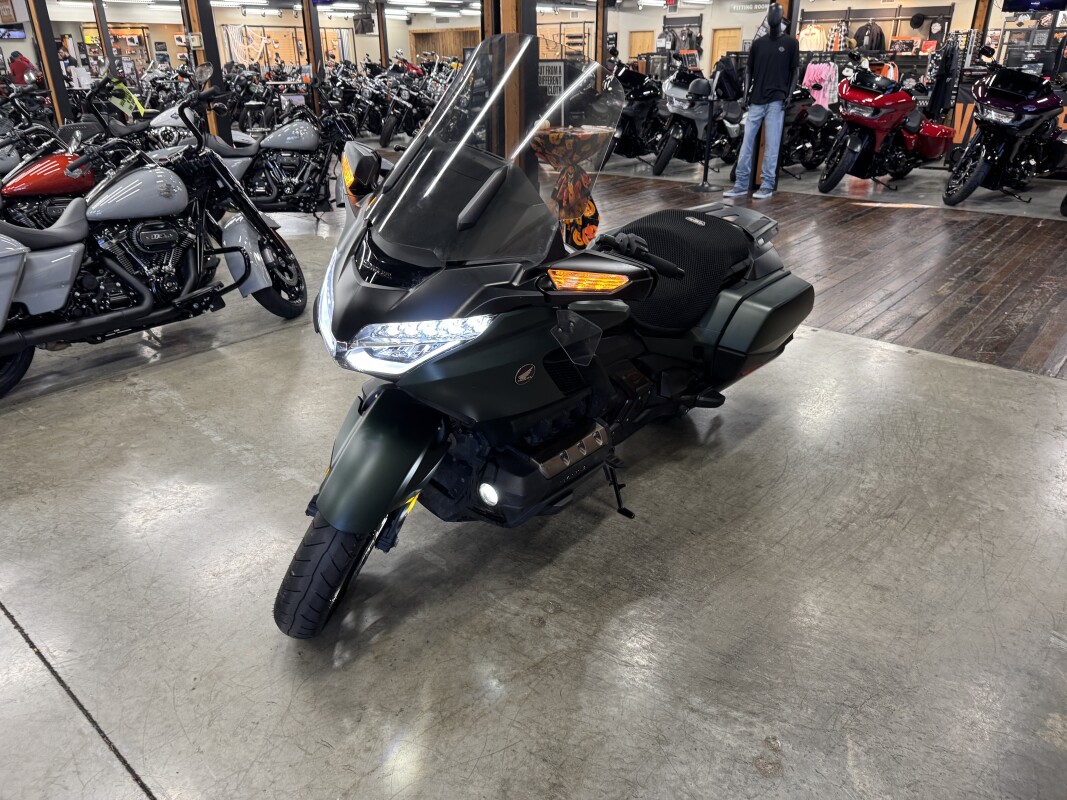 2024 Honda Gold Wing Tour Automatic DCT GL1800DR - Photo 10