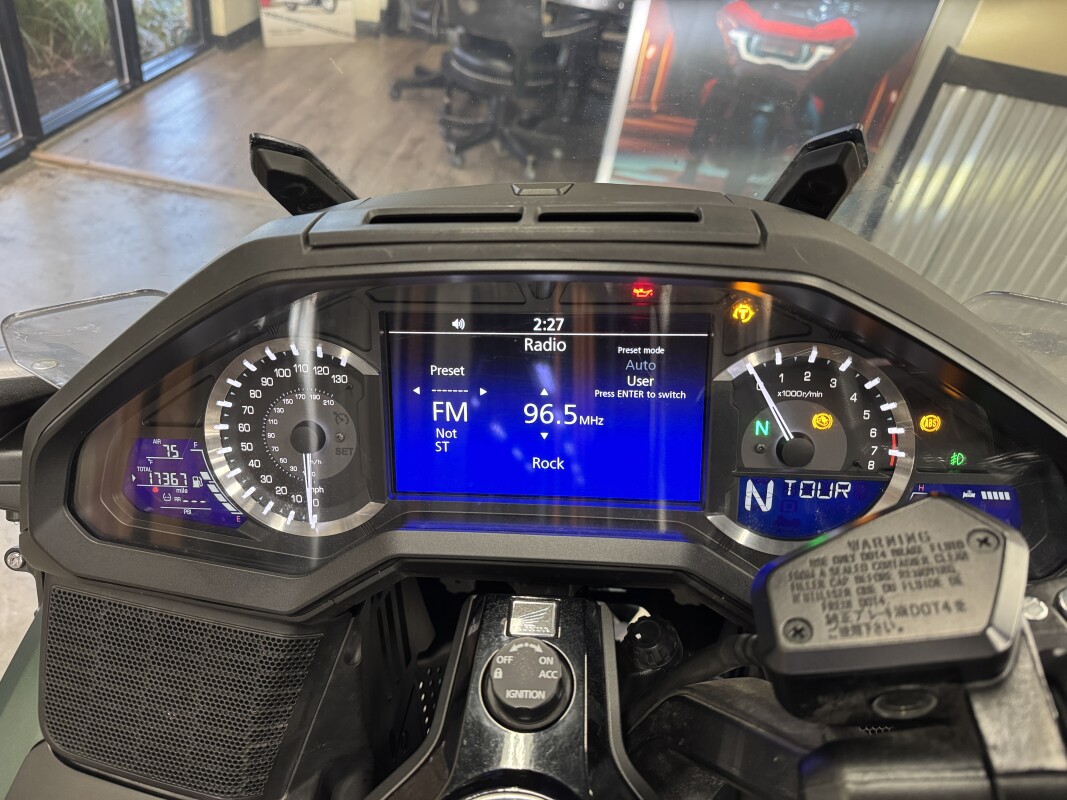 2024 Honda Gold Wing Tour Automatic DCT GL1800DR - Photo 4