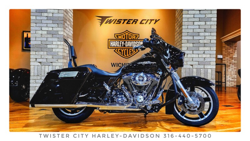 2013 Harley-Davidson® Street Glide®, FLHX