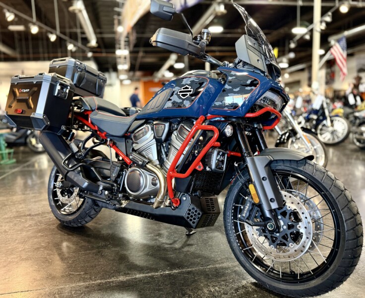 2025 Harley-Davidson® CVO™ Pan America® Carbon Blue
