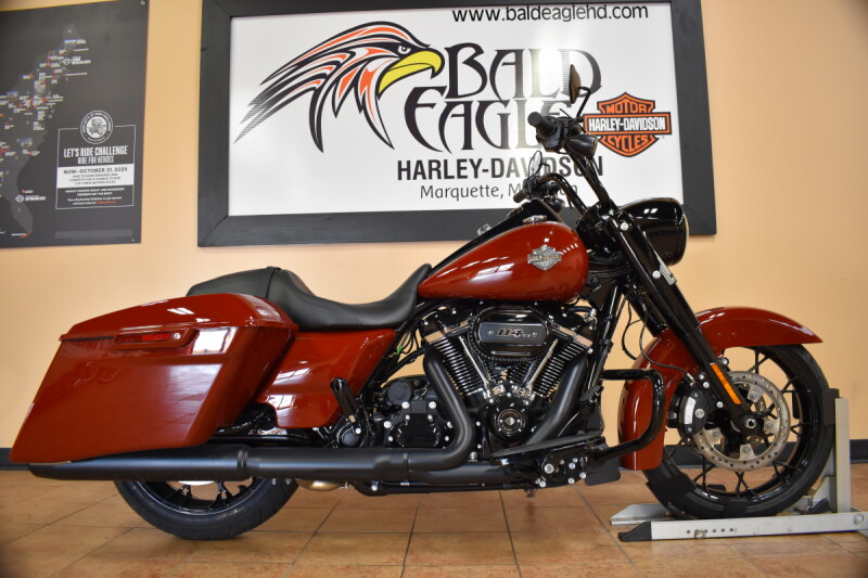 FLHRXS 2024 Road King<sup>®</sup> Special