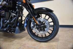 FLRT 2024 Freewheeler<sup>®</sup> thumb 1