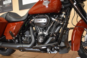 FLHRXS 2024 Road King<sup>®</sup> Special thumb 0