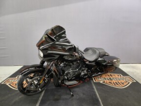 2025 Harley-Davidson® Street Glide®  thumb 1