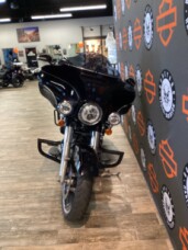 FLHXS 2015 Street Glide® Special thumb 3