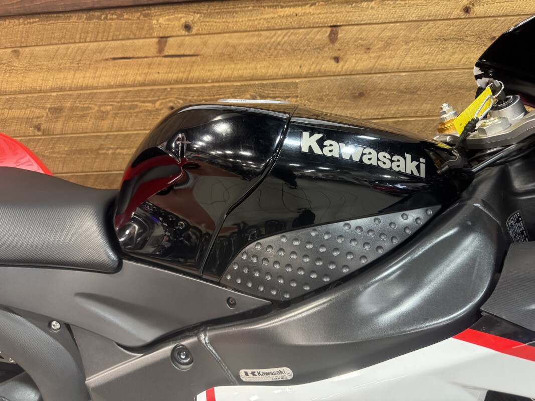 2006 KAWASAKI NINJA ZX636R - Photo 2