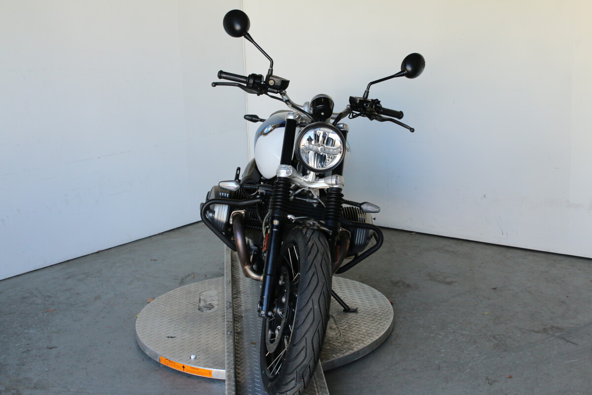 2021 BMW Motorrad R nineT Scrambler Option 719 Cosmic Blue Metallic / Light White - Photo 4