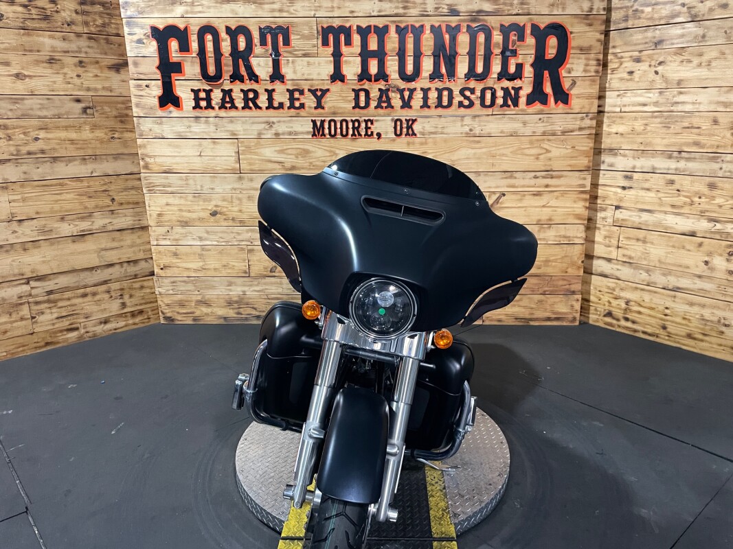 Harley-Davidson Street Glide Special 2016 FLHXS Black Denim - Photo 4
