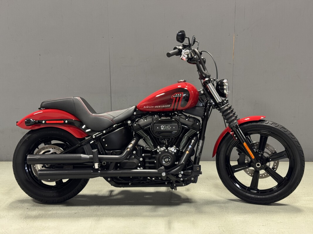 FXBBS 2022 Street Bob 114