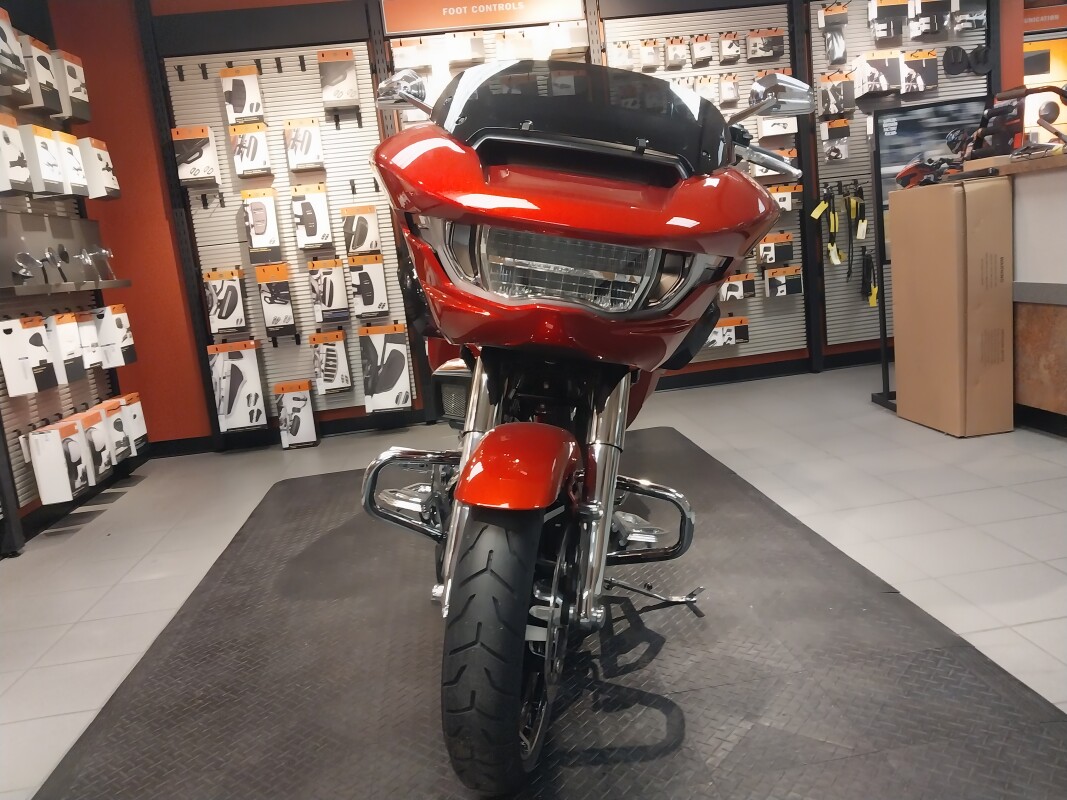 FLTRX 2025 Road Glide - Photo 3