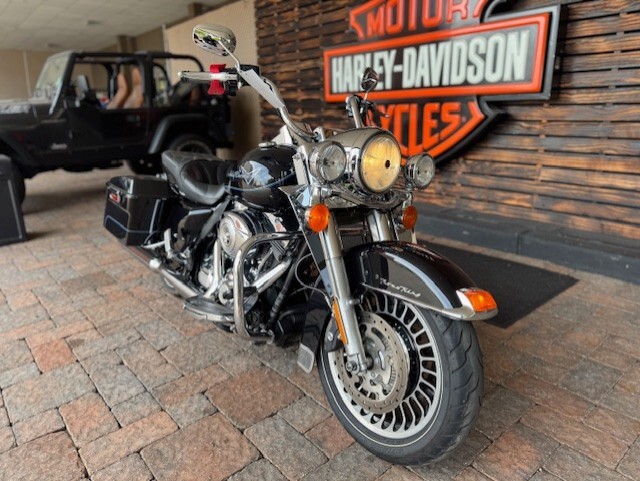 2012 Harley-Davidson Road King FLHR - Photo 6
