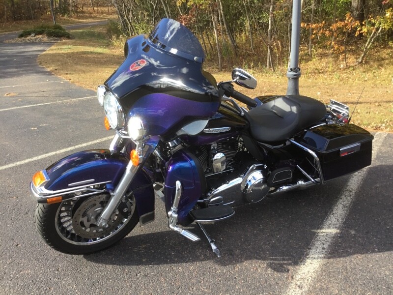 2010 Harley-Davidson Electra Glide Ultra Limited V BLK/BLK ICE - Photo 2
