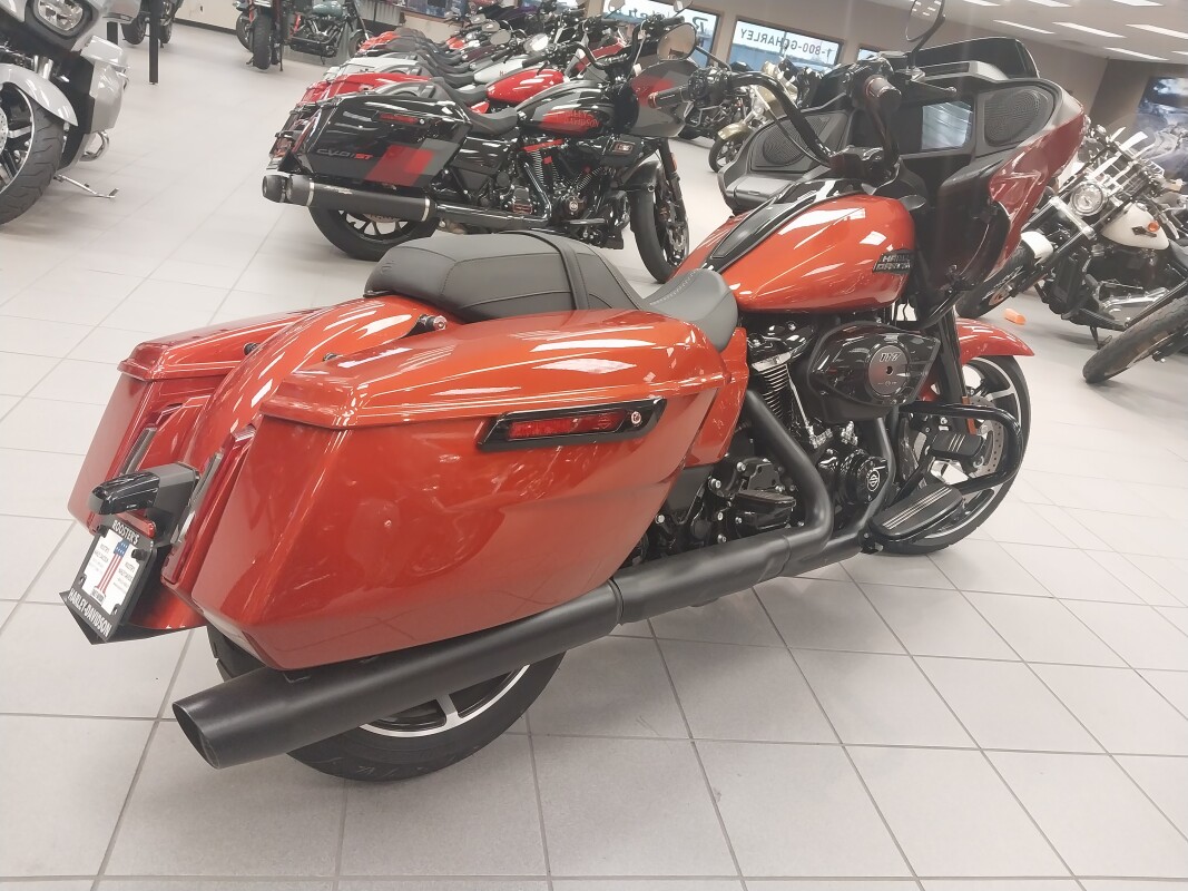 FLTRX 2024 Road Glide - Photo 8