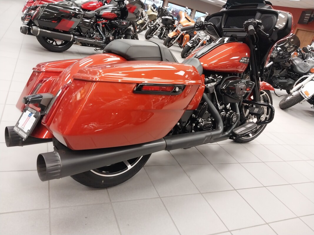 FLHX 2024 Street Glide - Photo 8