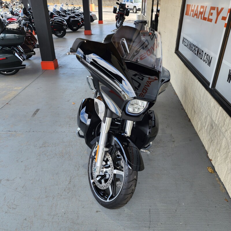 FLHXU 2025 Street Glide Ultra - Photo 2