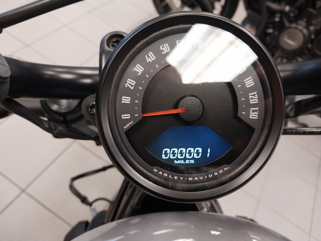 RH975 2025 Nightster - Photo 10