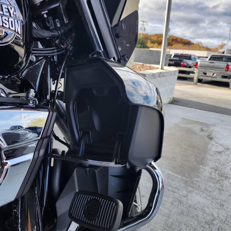 FLHXU 2025 Street Glide Ultra - Photo 7