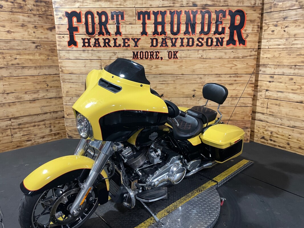 Harley-Davidson Street Glide Special 2023 FLHXS Industrial Yellow/Vivid Black - Black Finish - Photo 7