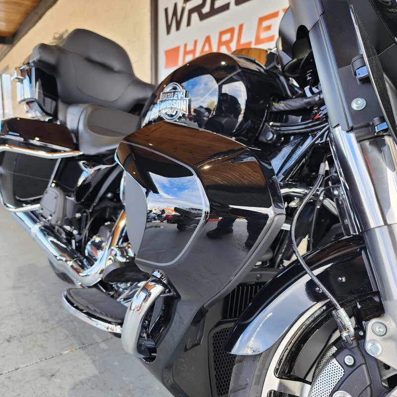FLHXU 2025 Street Glide Ultra - Photo 6