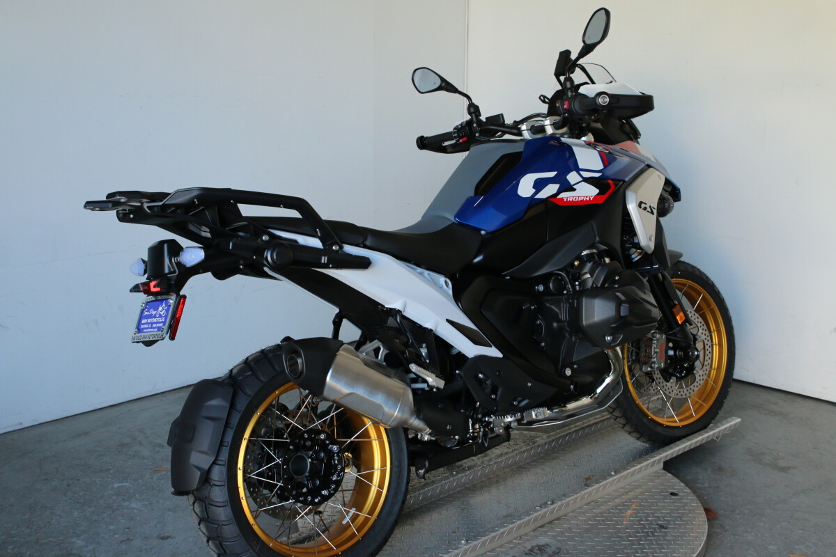 2026 BMW Motorrad R 1300 GS - Photo 3