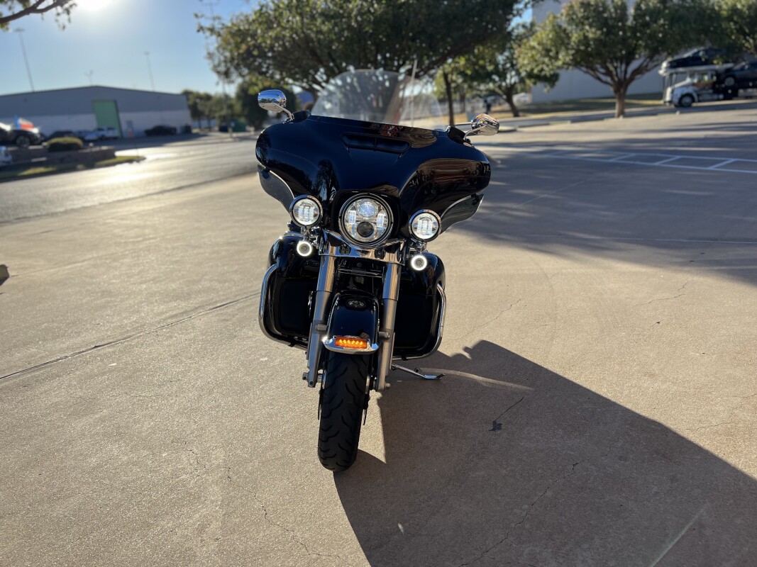 2014 Harley-Davidson Electra Glide Ultra Classic Blackened Cayenne Sunglo - Photo 3