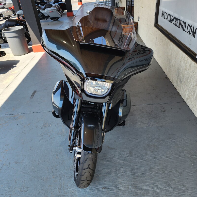 FLHXU 2025 Street Glide Ultra - Photo 2
