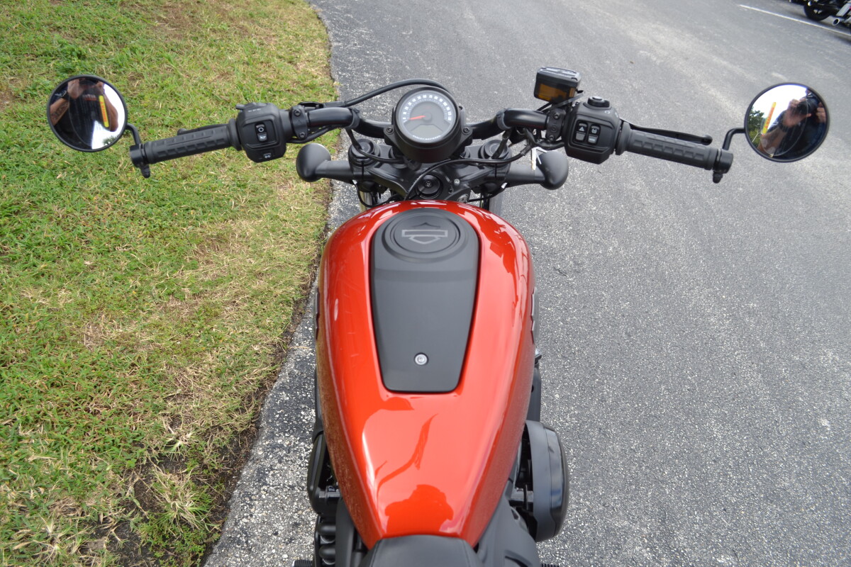 2025 Harley-Davidson Nightster - RH975 - Photo 9