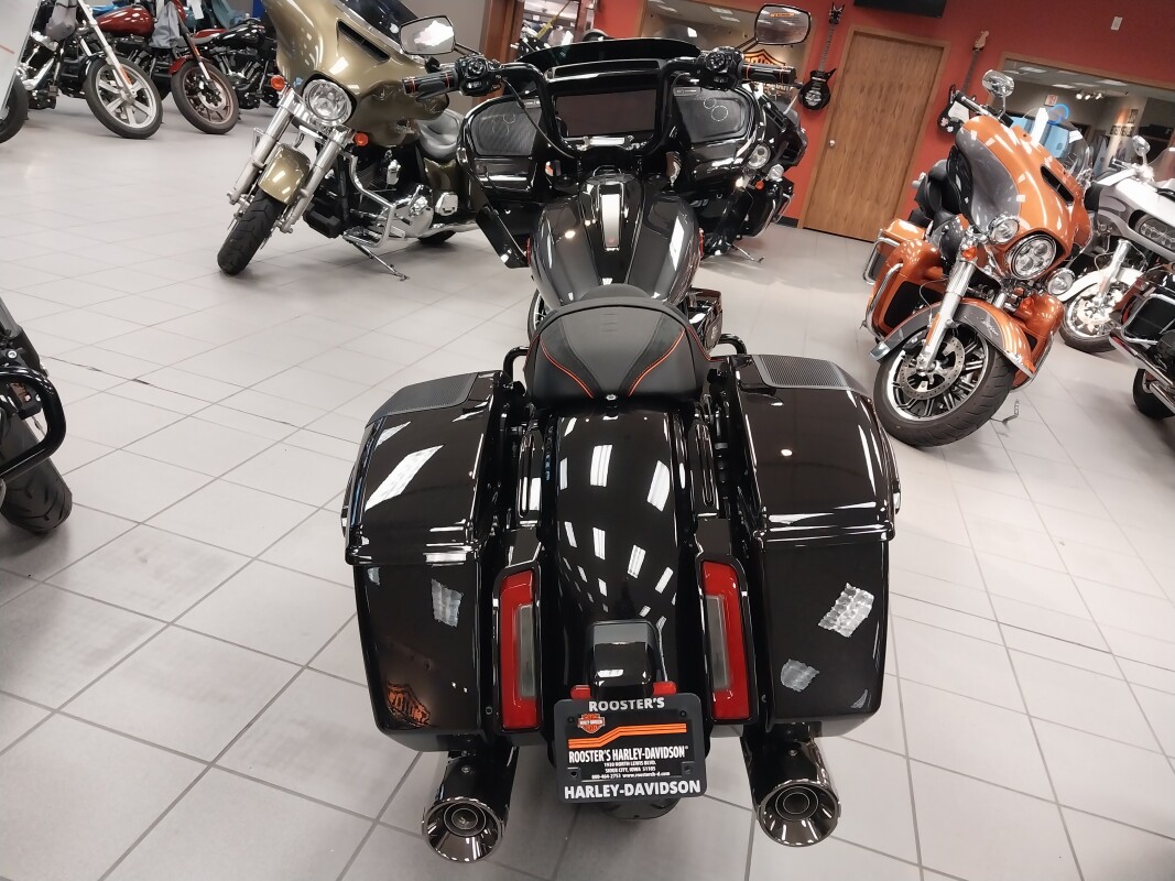 FLTRXSE 2025 CVO Road Glide - Photo 7