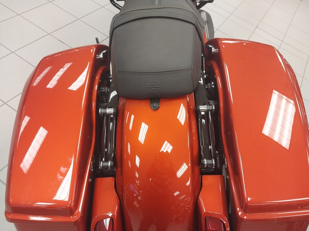 FLTRX 2024 Road Glide - Photo 9