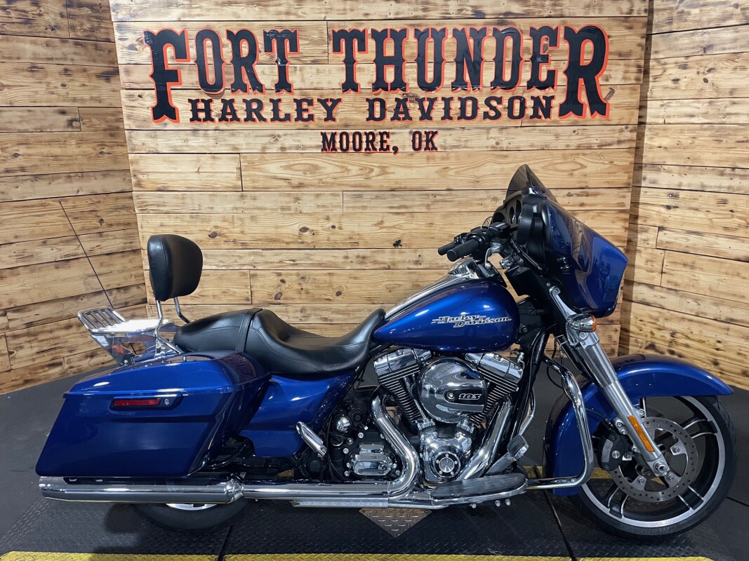 Harley-Davidson Street Glide 2015 FLHX Superior Blue