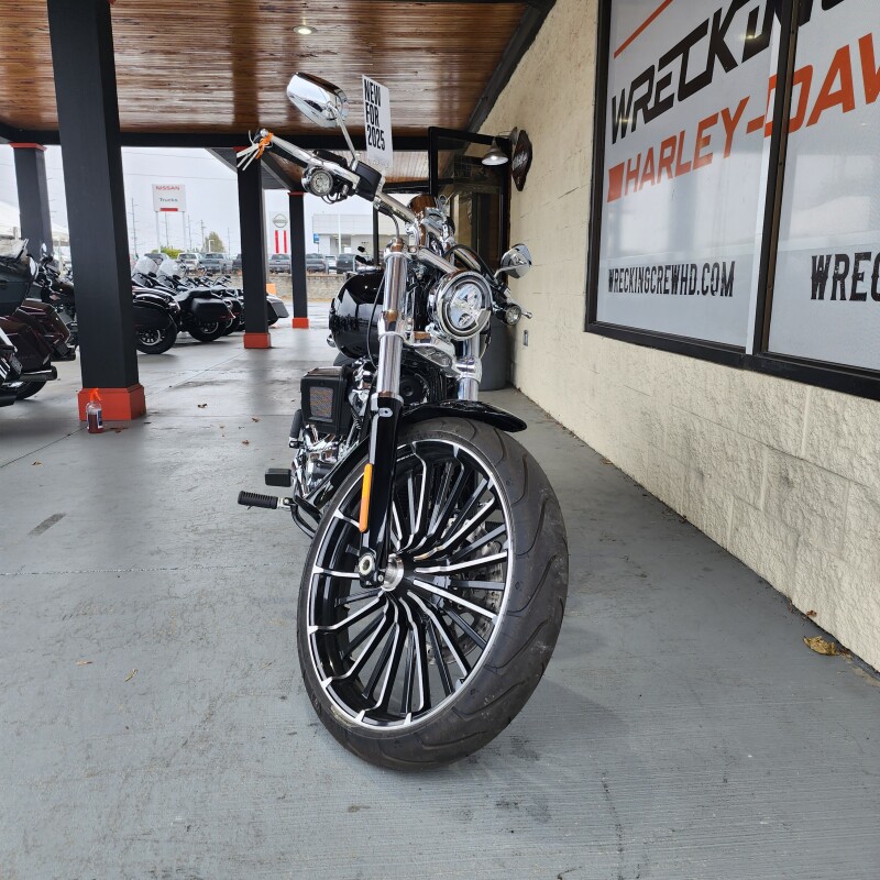 2025 Harley-Davidson Breakout – Muscular Cruiser Power - Photo 3