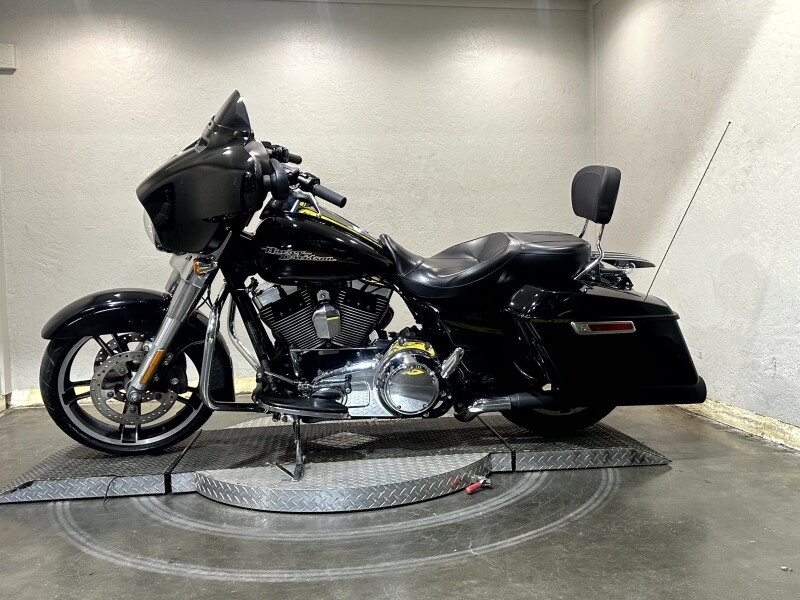 Harley-Davidson Street Glide 2014 FLHX 622131T BLACK - Photo 6