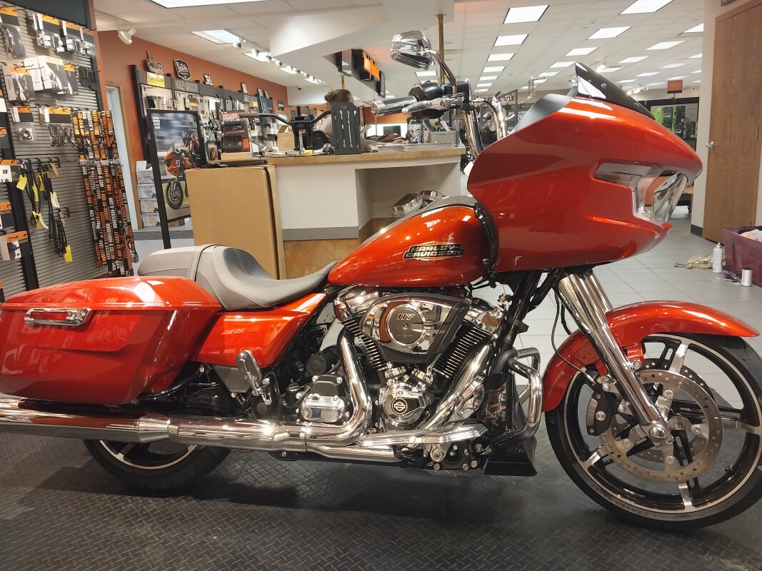 FLTRX 2025 Road Glide