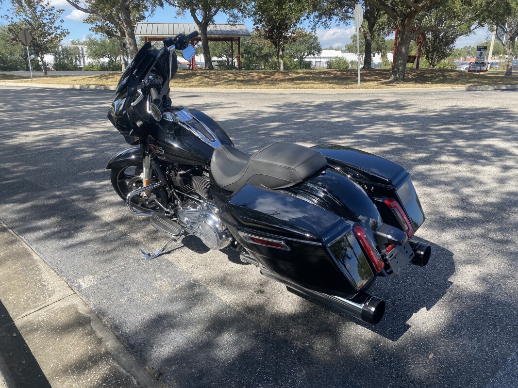 2024 Harley-Davidson Street Glide - Photo 6