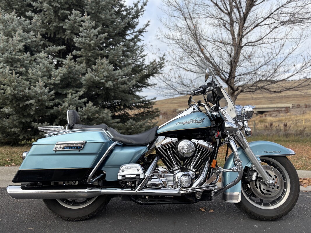 2007 Harley-Davidson Road King Suede Blue Pearl