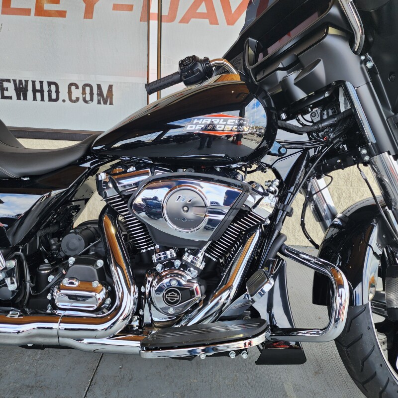 FLHX 2025 Street Glide - Photo 6