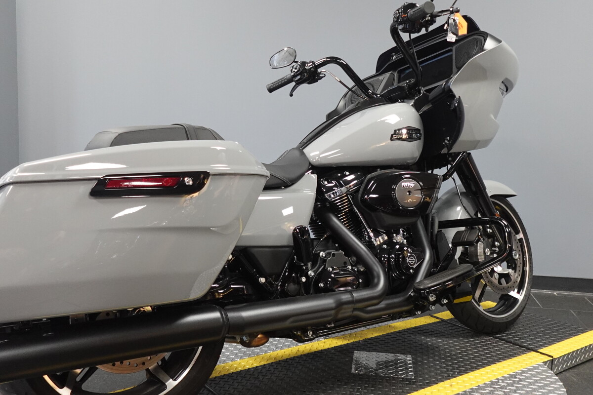2024 Harley-Davidson Road Glide Limited FLTRK - Photo 8