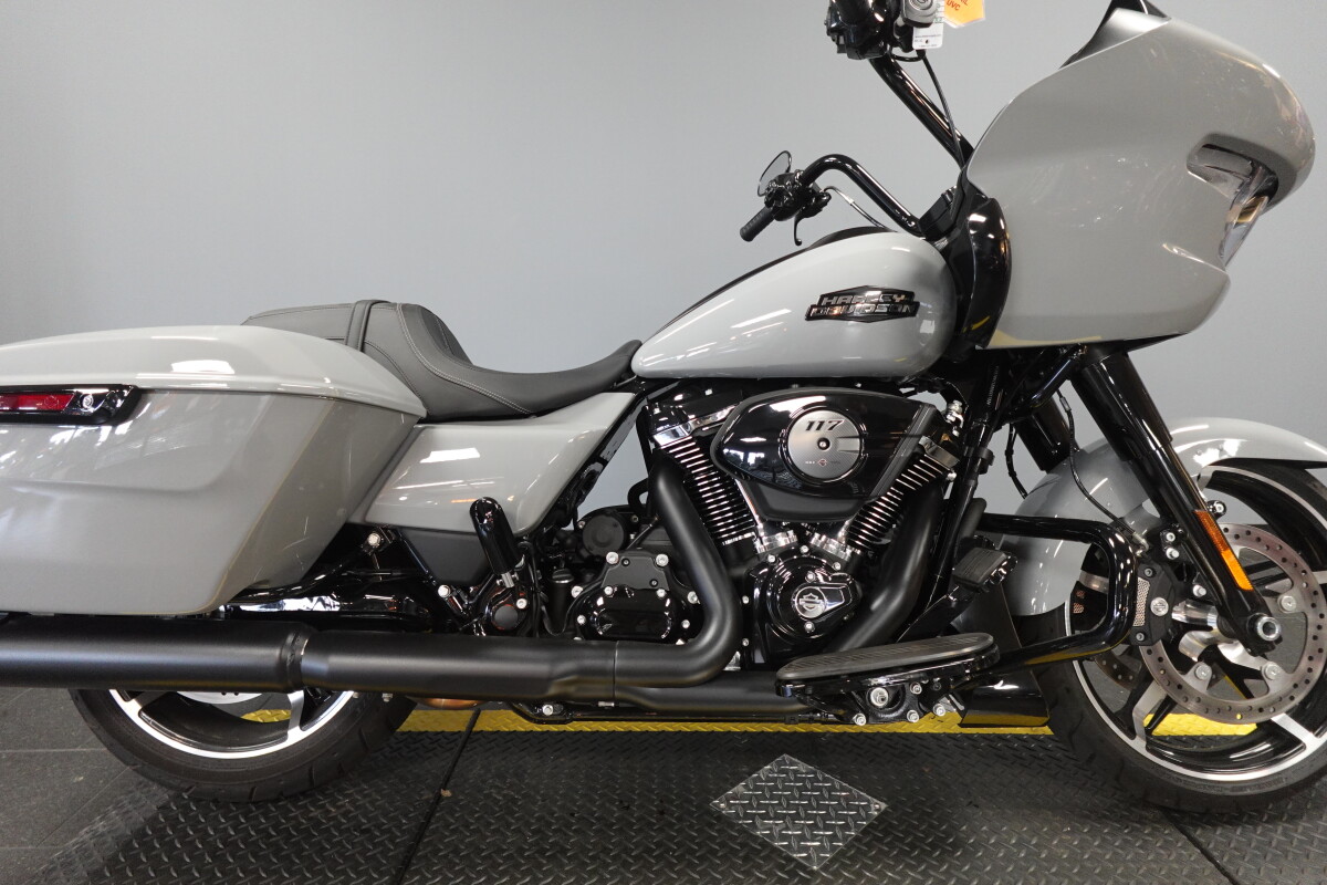 2024 Harley-Davidson Road Glide Limited FLTRK