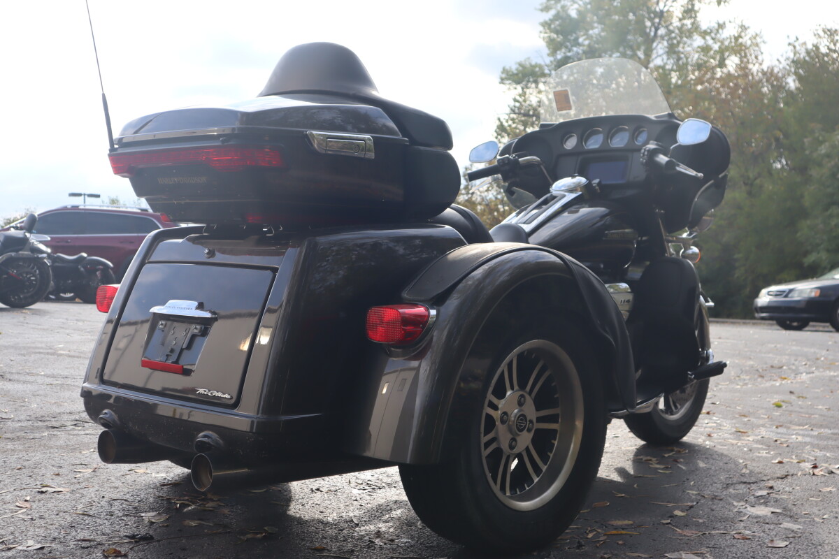 2020 Harley-Davidson Tri Glide Ultra FLHTCUTG - Photo 8