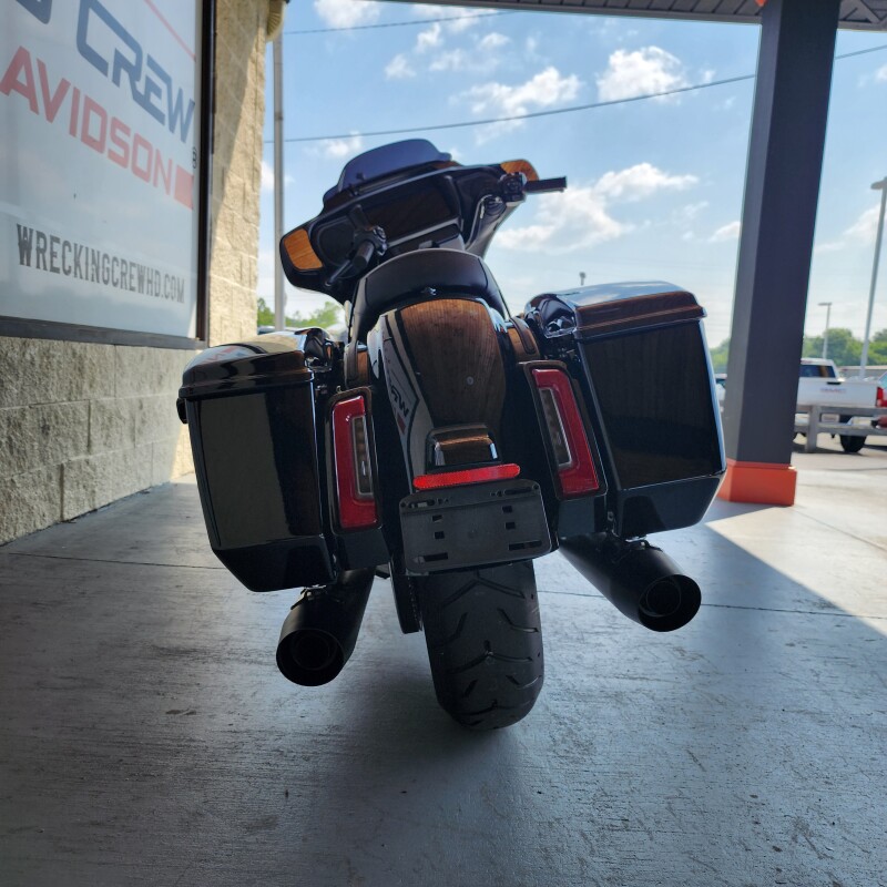 FLHX 2025 Street Glide - Photo 10