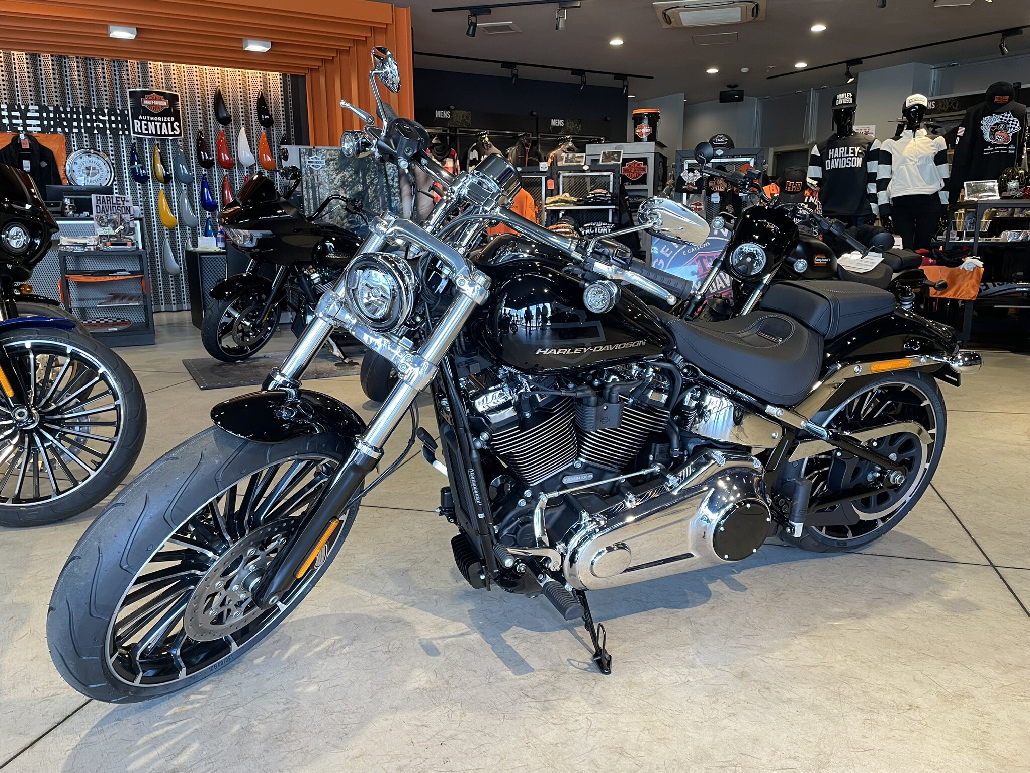 2025年式ブレイクアウト入荷！今後も入荷予定数台有り！ | Harley