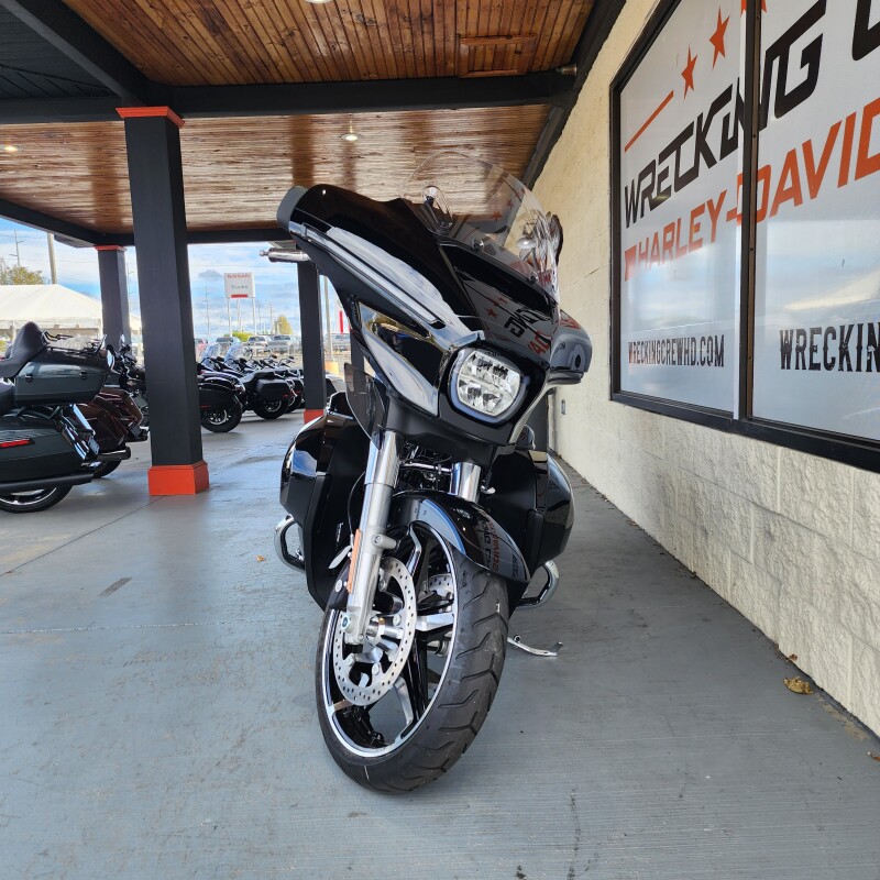 FLHXU 2025 Street Glide Ultra - Photo 3