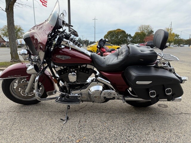 Harley-Davidson Road King Classic 2001 FLHRCI RICH RED/BLACK W/STRIPE - Photo 4