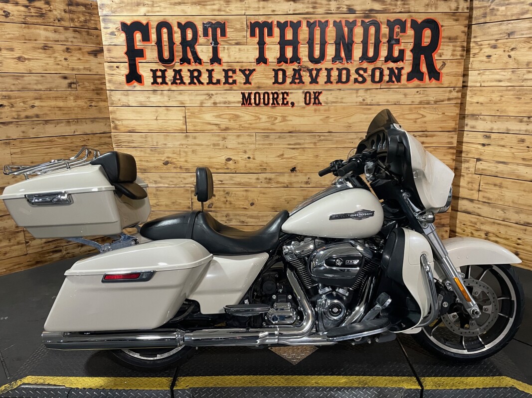 Harley-Davidson Street Glide 2022 FLHX WHITE SAND PEARL
