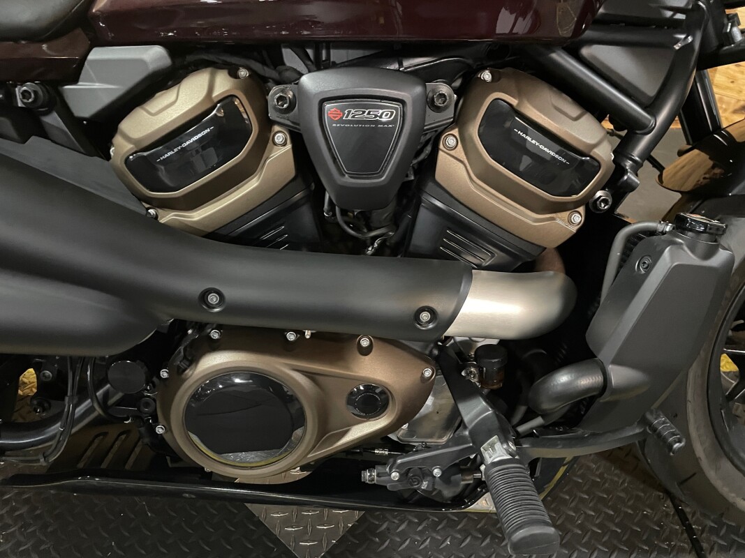 Harley-Davidson Sportster S 2021 RH1250S Midnight Crimson - Photo 2