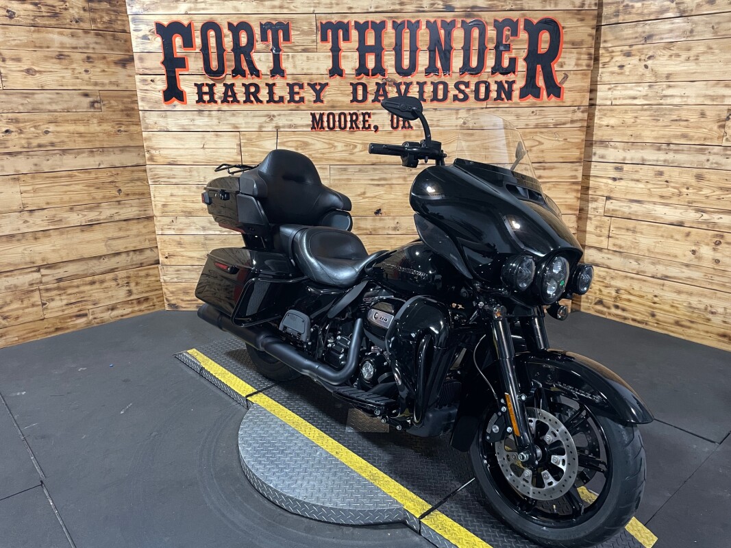 Harley-Davidson Ultra Limited 2022 FLHTK VIVID BLACK - Photo 3