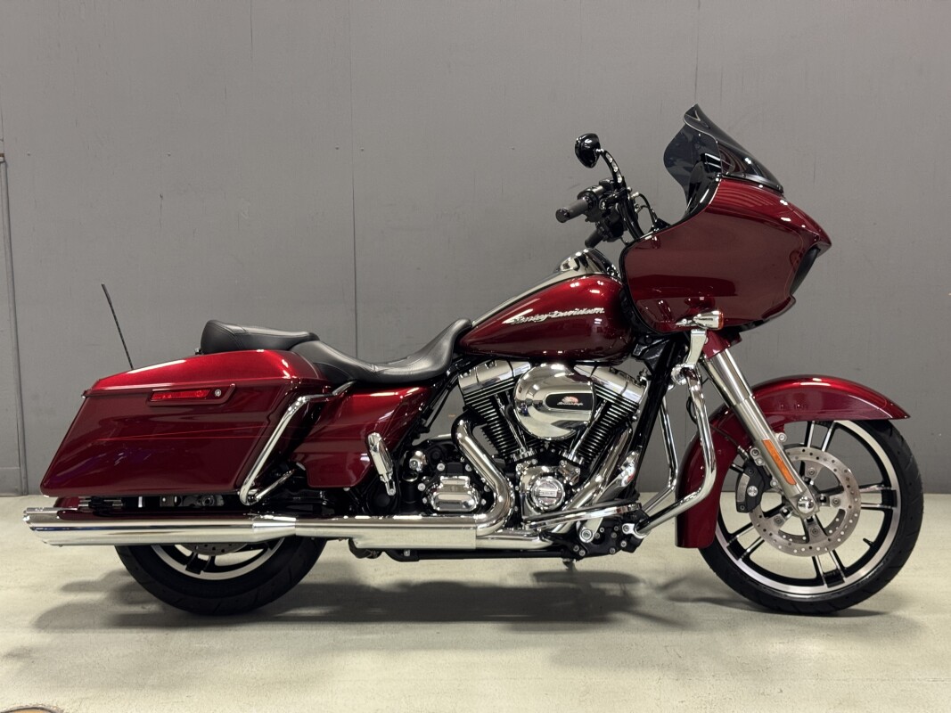 FLTRXS 2016 Road Glide Special